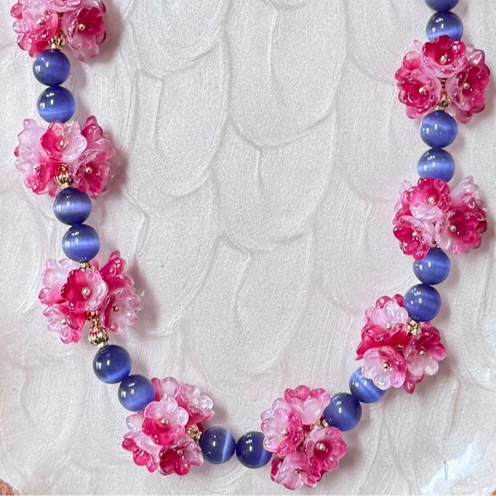 Eye Candy LA Yasamin Floral Beaded Necklace | Amethyst | Statement Jewelry - Picture 9 of 10